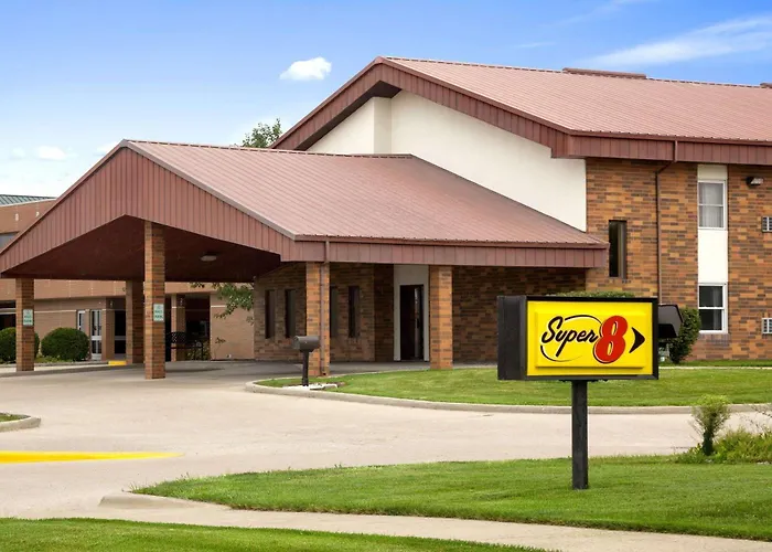 Hotel Super 8 By Wyndham 2*