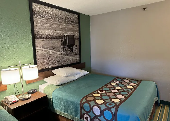 Super 8 By Wyndham Hotel